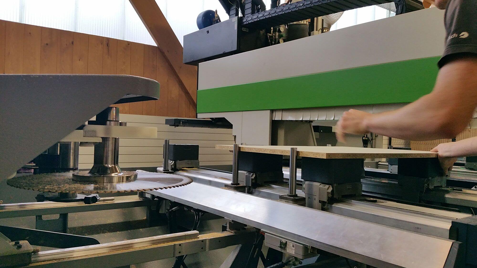 CNC-Bearbeitung Eilinger Holz CNC-Bearbeitung